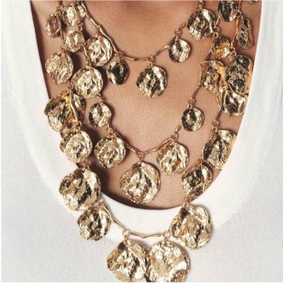Zara Jewelry - New! Gold Coin Stack Necklace (2003) NWOT